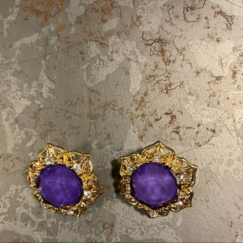 Vintage 80s 90s  Y2K Clip Earrings Purple Glass Earrings fashion jewelry